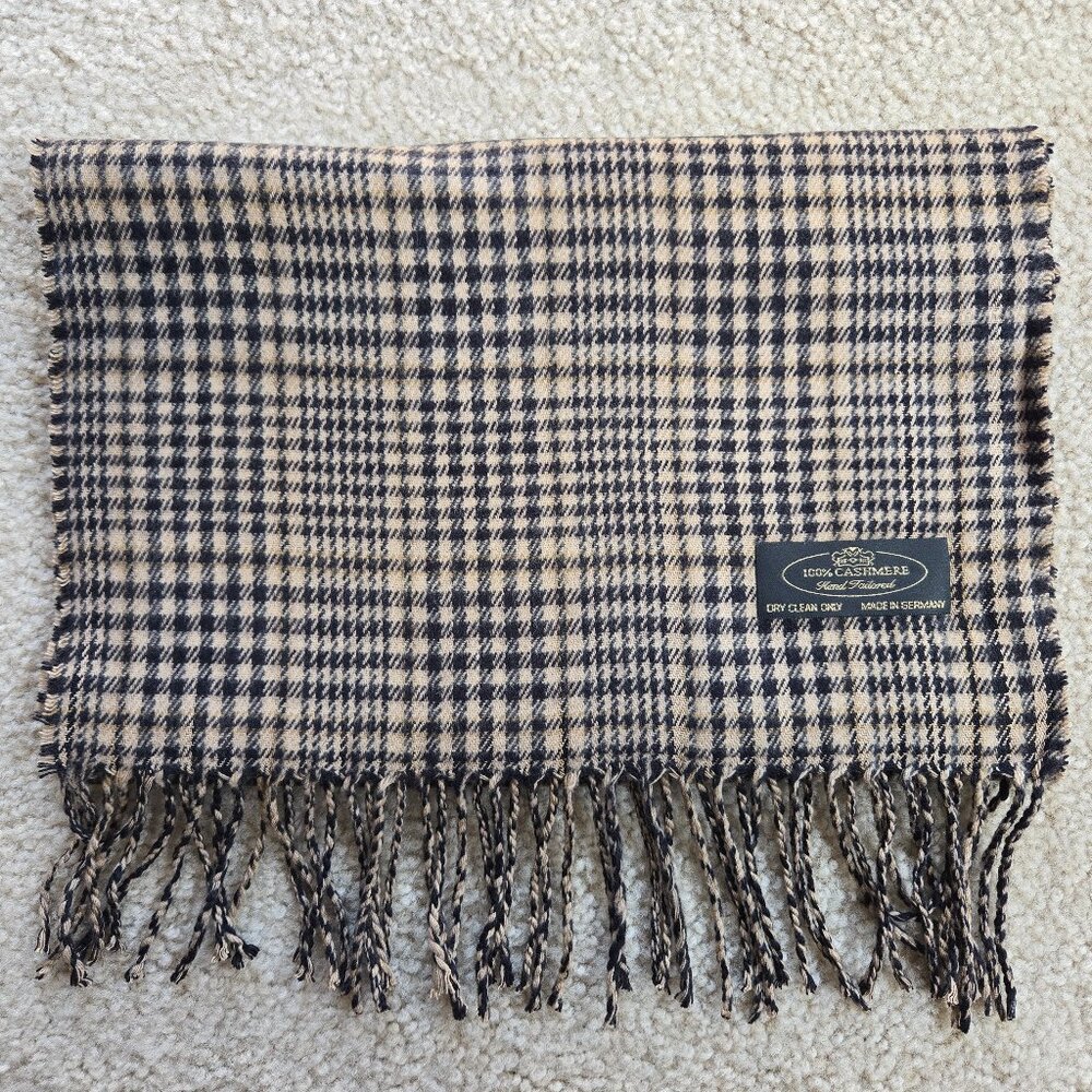Cashmere Houndstooth Scarf Made in Germany